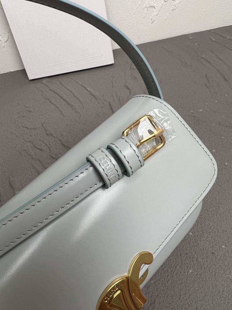 Ce1i*e triomphe bags